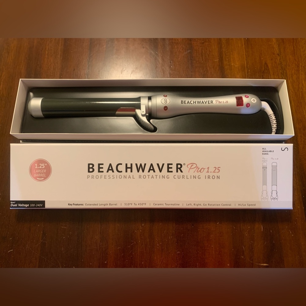 Beachwaver Pro 1.25. New, Dual Voltage 120-240V. Excellent Condition.